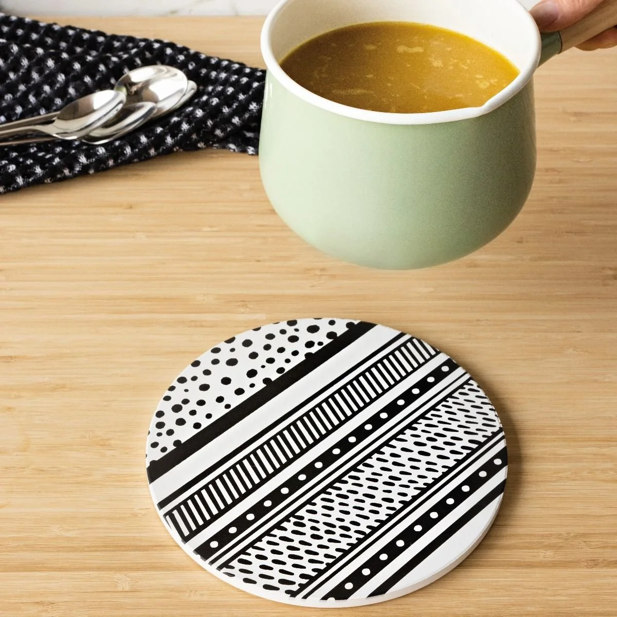 Danica Brands Now Designs By Danica Soak Up Trivet | Meridian - Image 2